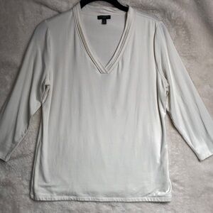 Talbots Medium Petite Cream Basic Classic V-neck Lined T-shirt 3/4 Sleeves